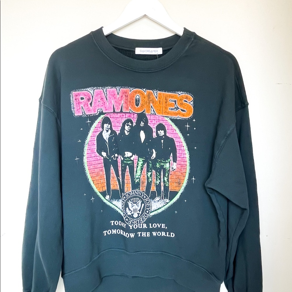 Daydreamer LA Ramones Swestshirt
